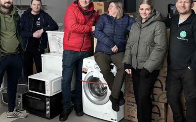 Kherson: 4 varevogne afleveret fyldt med ting til Igor